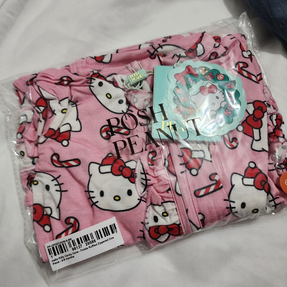 Posh Peanut Hello Kitty Christmas Ruffle